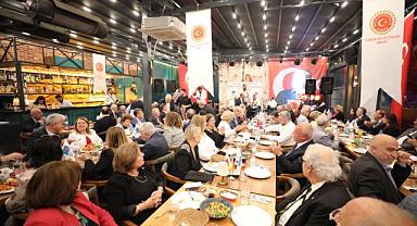 Narlıdere'de İzmir'e Hizmet Edenlere Vefa Gecesi