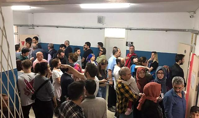 Okullarda seçim yoğunluğu