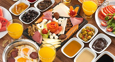 Orta direk harcamaları kıstı; kahvaltıyı ve kırmızı et tüketimini azalttı