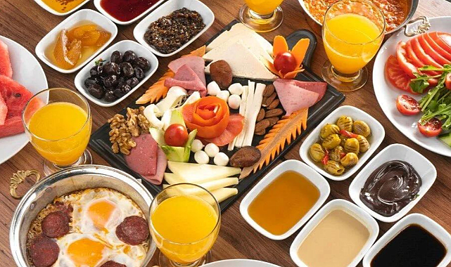 Orta direk harcamaları kıstı; kahvaltıyı ve kırmızı et tüketimini azalttı