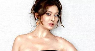 Oyuncu Nurgül Yeşilçay, sette saçlarına ütü yaptırdı
