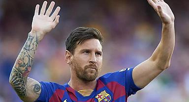 PSG'li taraftarlar, Messi'ye tepki gösterdi!