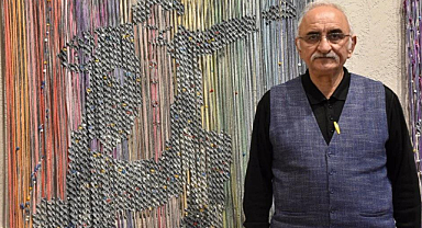 Resimle makromeyi birleştirerek milyonlarca düğümden oluşan eserler yapıyor