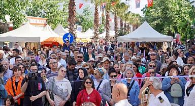 Seferihisar’da Tohumlar Bahar Bayramında Umuda Yeşerdi!