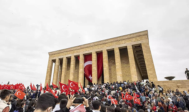 Siyasilerden 19 Mayıs mesajları