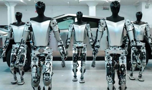 Tesla&#039;nın insansı robotlarının son hali paylaşıldı