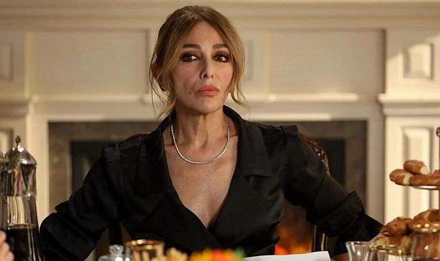 &quot;Yüz Yıllık Mucize&quot; dizisinin Sürreyya&#039;sı Zerrin Tekindor&#039;a onur ödülü verilecek