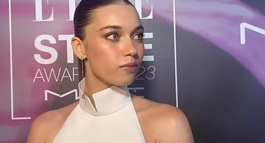 Afra Saraçoğlu'nu kızdıran soru! Apar topar röportajı bitirdi