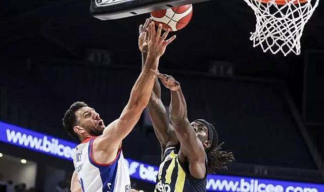Anadolu Efes finale çıktı
