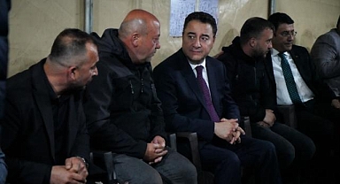 Babacan'dan MKE fabrikasında vefat eden işçilerin ailelerine taziye ziyareti