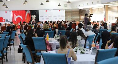 Bayraklılı öğrenciler sınav öncesi moral depoladı