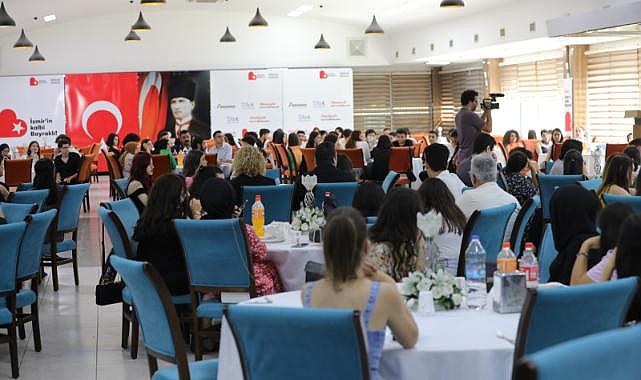 Bayraklılı öğrenciler sınav öncesi moral depoladı