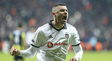 Burak Yılmaz, Beşiktaş'a geri dönüyor!