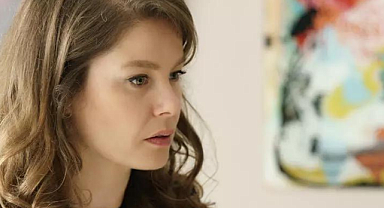 Camdaki Kız yine zirvede