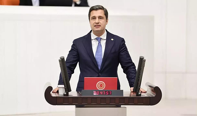 CHP&#039;li Yücel&#039;den &#039;manevi danışman&#039; çıkışı!