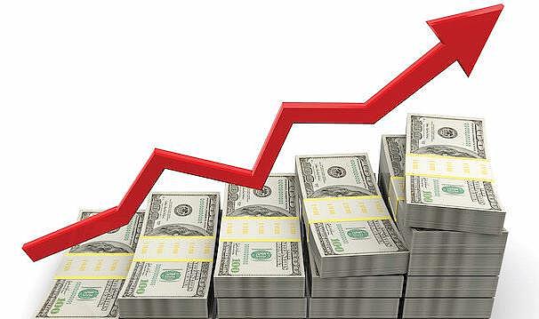 Dövizdeki dalgalanmanın ardından zam furyası!