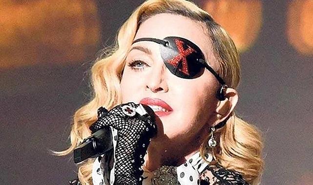 Dünyaca ünlü şarkıcı Madonna yoğun bakıma kaldırıldı!