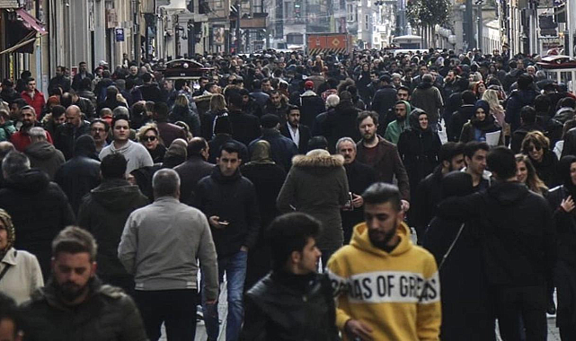 Ekonomiye güven azalıyor