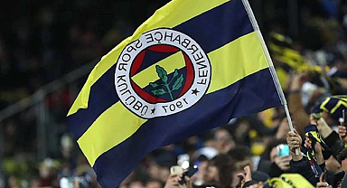 Fenerbahçe'den bomba transfer! Yıldız oyuncu Türkiye'ye geldi!