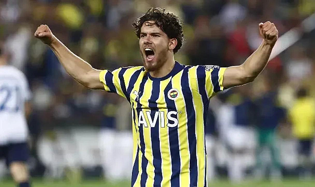Fenerbahçeli yıldız transfer kararını Ali Koç&#039;a bıraktı