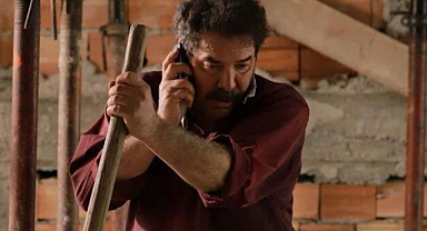 Fikret Kuşkan'a Roza filmiyle En İyi Aktör ödülü