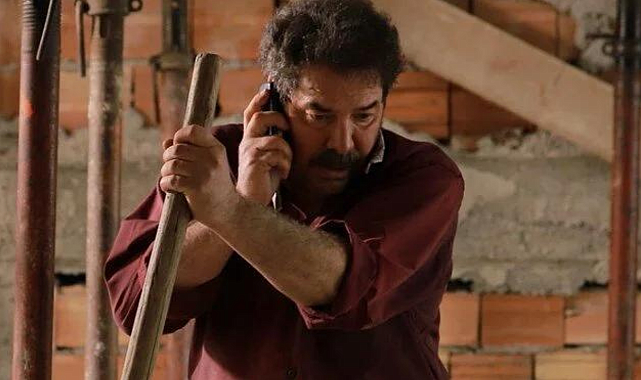 Fikret Kuşkan&#039;a Roza filmiyle En İyi Aktör ödülü