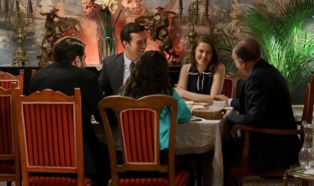 Final yapan Camdaki Kız dizisinin başrol oyuncularından duygulandıran paylaşım!