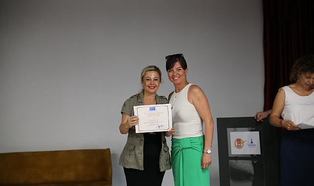 İGC Basın Akademisi Eğitimlerinde Sertifika Mutluluğu