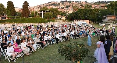İzmir Sev, Tarih ve Müziği Buluşturdu