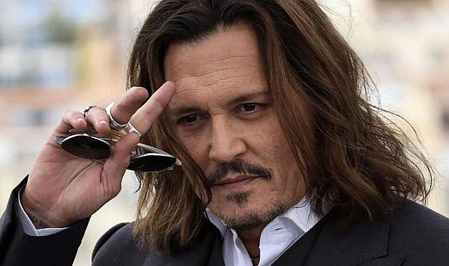 Karayip Korsanları&#039;na dönecek mi? Disney&#039;den Johnny Depp&#039;e açık kapı