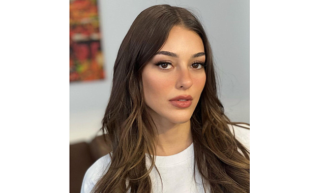 Makyajsız pozunu paylaşan Dilan Çiçek Deniz, estetik iddiasını yalanladı