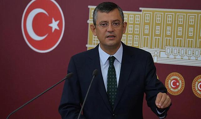 Özgür Özel&#039;den Abdüllatif Şener&#039;e sert tepki