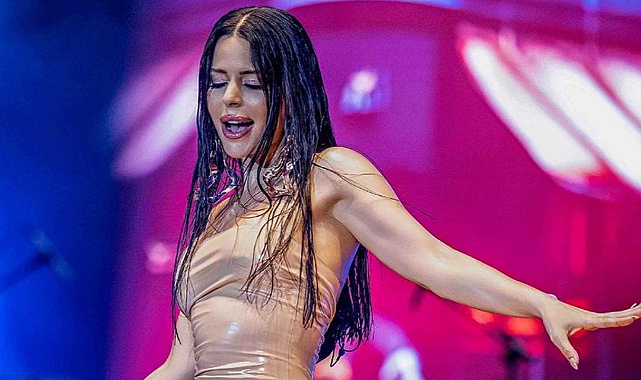 Simge Galatasaray&#039;ın şampiyonluk kutlamalarına katılacak