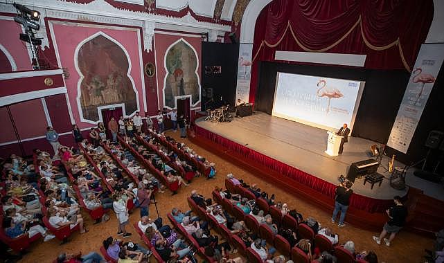 Soyer: İzmir sinemanın müziğin üretim noktası olacak