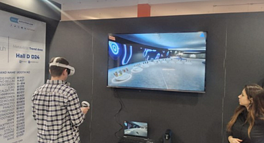 Türk deri ihracatçıları ayakkabı ve saraciye ürünlerini İtalya'da Metaverse ile tanıtıyor