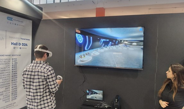 Türk deri ihracatçıları ayakkabı ve saraciye ürünlerini İtalya&#039;da Metaverse ile tanıtıyor