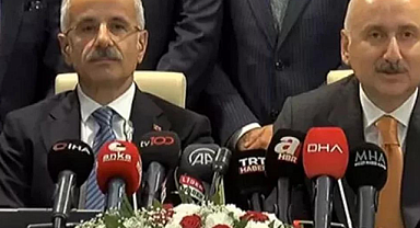 Ulaştırma Bakanlığı'nda devir teslim töreni