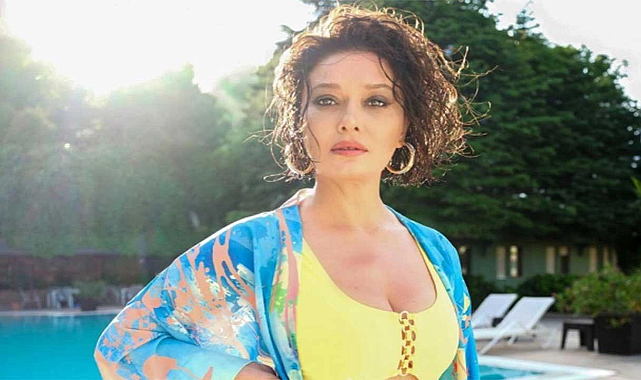 Ünlü oyuncu Nurgül Yeşilçay, sarı mayosu ile beğeni topladı