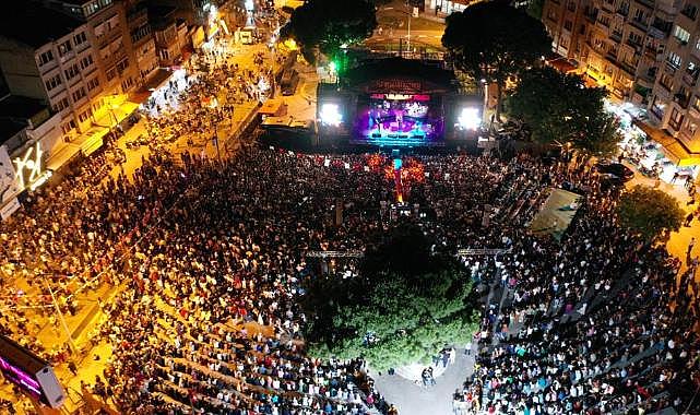 Yüksek Sadakat söyledi, Bergama coştu