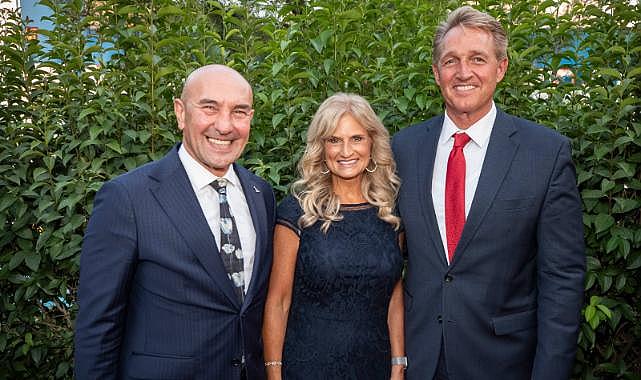 Başkan Soyer&#039;den karşılıklı saygı ve işbirliği mesajı