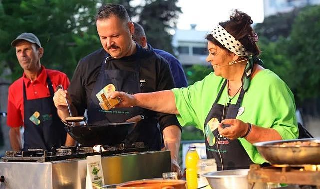 Bu yıl ilk kez düzenlendi: Ünlü şefler &#039;Sakız&#039; lezzetlerini tanıttı