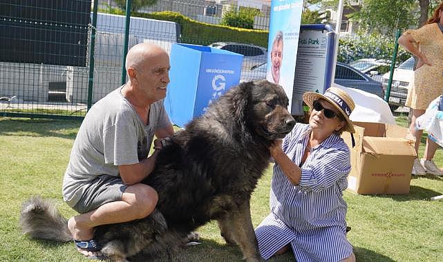 Çeşmeli can dostlar Fest Pati&#039;de buluştu