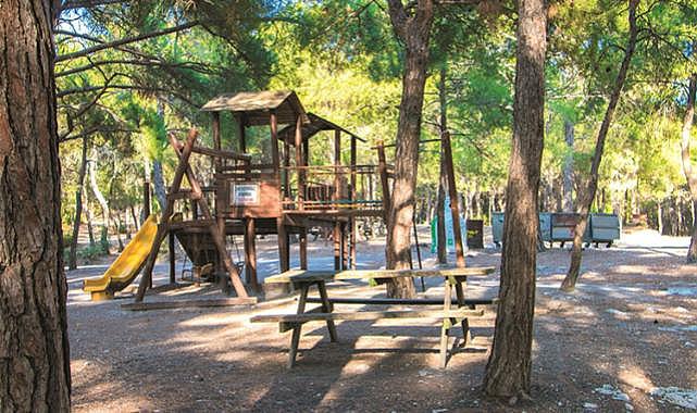 Çiçekli Tabiat Parkı tertemiz oldu!