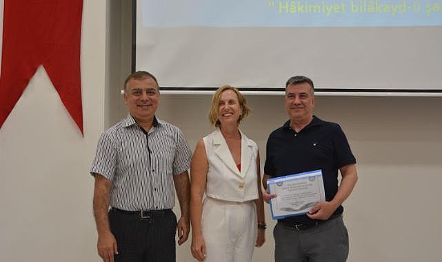 Ege&#039;de &quot;Demokrasi Kültürü&quot; konuşuldu