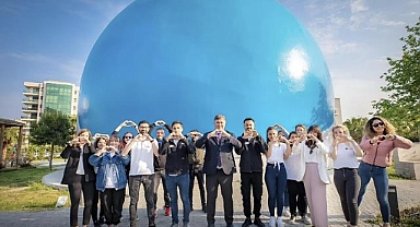 Ege'nin en büyüğü Karşıyaka Planetaryum'a 6 ayda 30 bin ziyaretçi