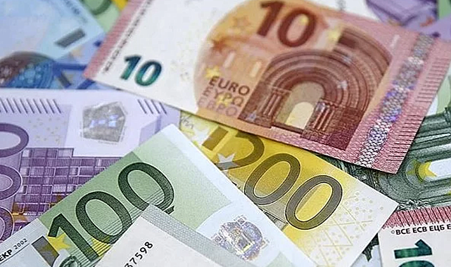 Euro&#039;da tarihi rekor geldi! 30 lirayı aştı