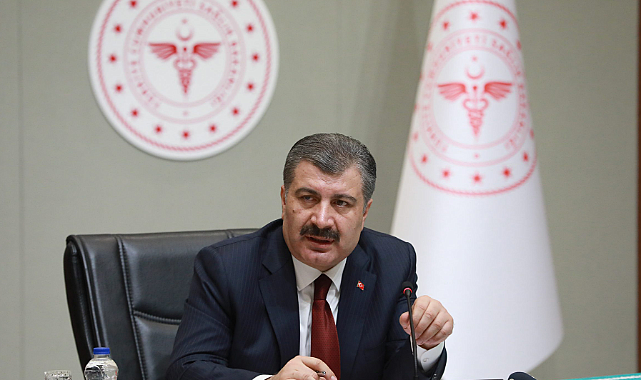 Fahrettin Koca 6 grubu uyardı: Dışarıya çıkmayın