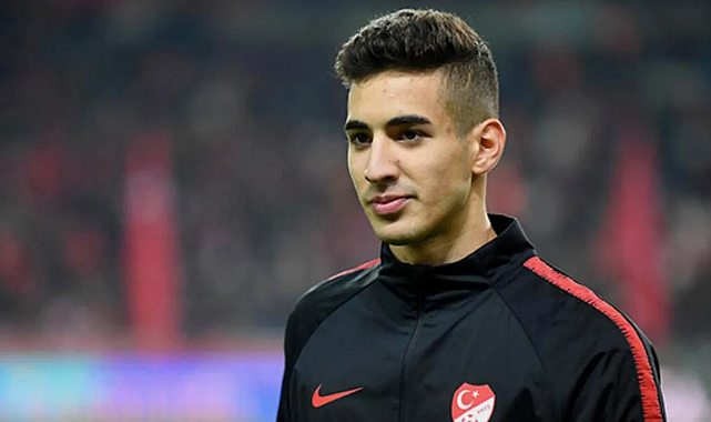 Fenerbahçe, Mert Müldür transferini bitirdi