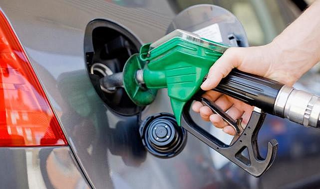 İsyan ettiren haber: Benzine dev zam kapıda!