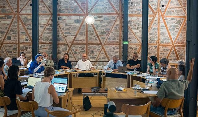 İzmir Akdeniz Akademisi’nin kurul toplantısında yol haritası oluşturuldu